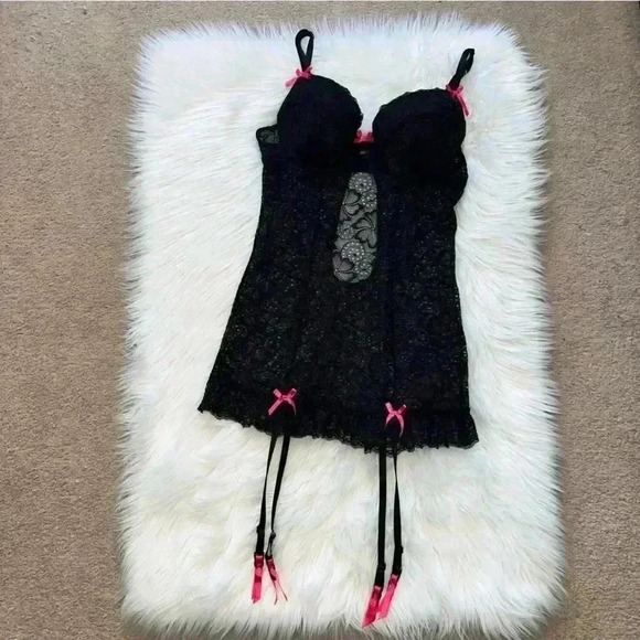 Dreamgirl Other - Dreamgirl Lingerie Y2K Black Floral Lace Babydoll Dress Medium Garters Neon Pink